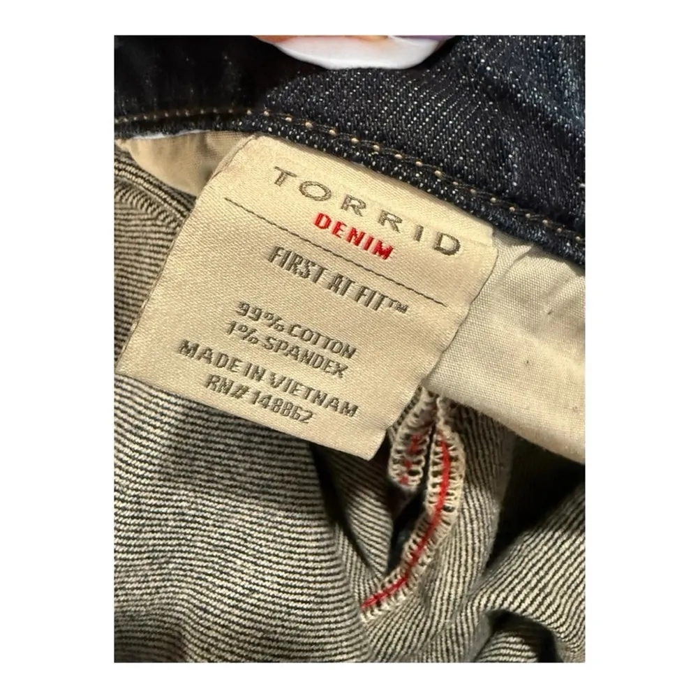 Torrid Women’s 24 Jeans High-Rise Straight Distressed Ankle California NW - Image 5