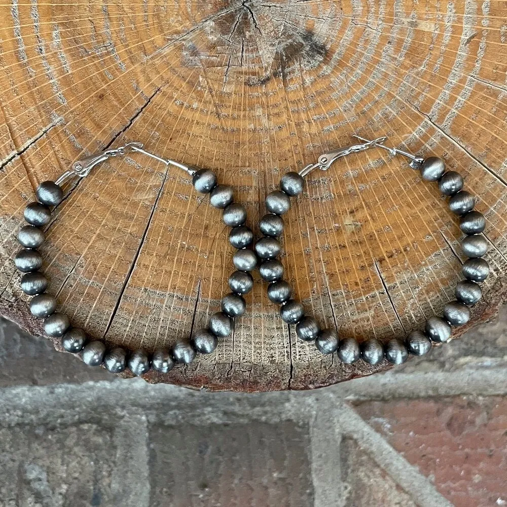 Navajo Style Pearl Hoop Earrings - Image 2