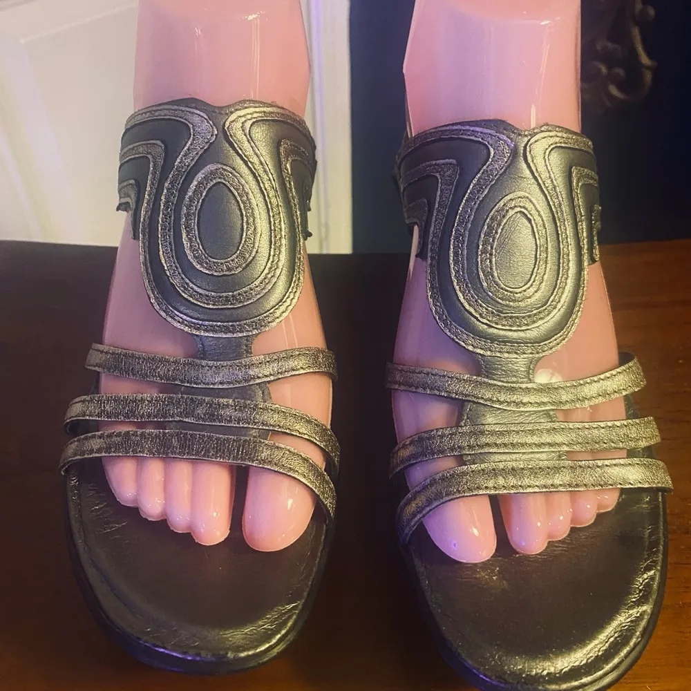 NAOT Silver Platform Sandals Size 7.5 - Image 2