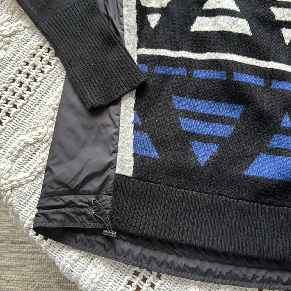 Banana Republic  Windbreaker Crewneck Sweater with Geometric Pattern - Image 3