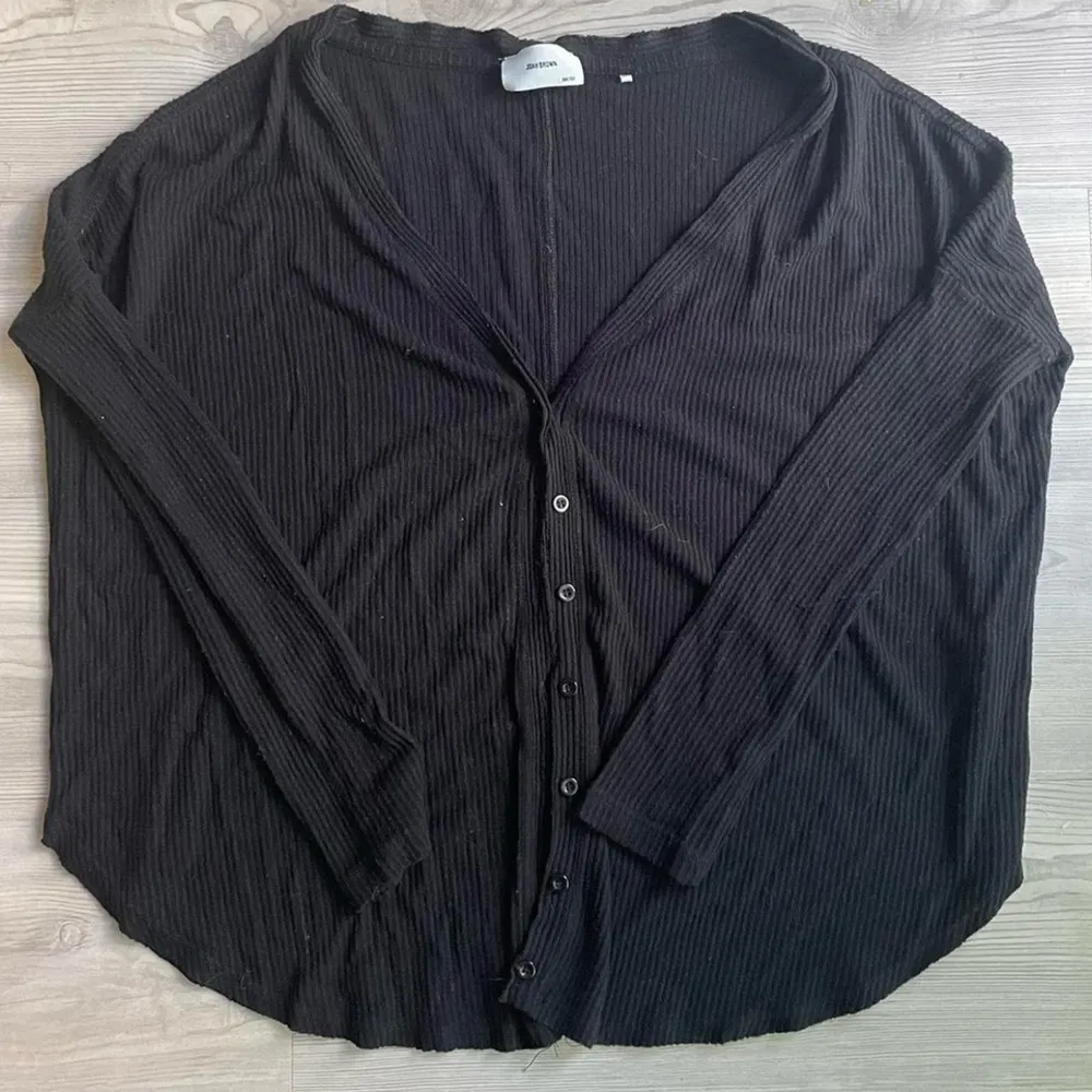 Joah Brown black button down cardigan! - Image 4