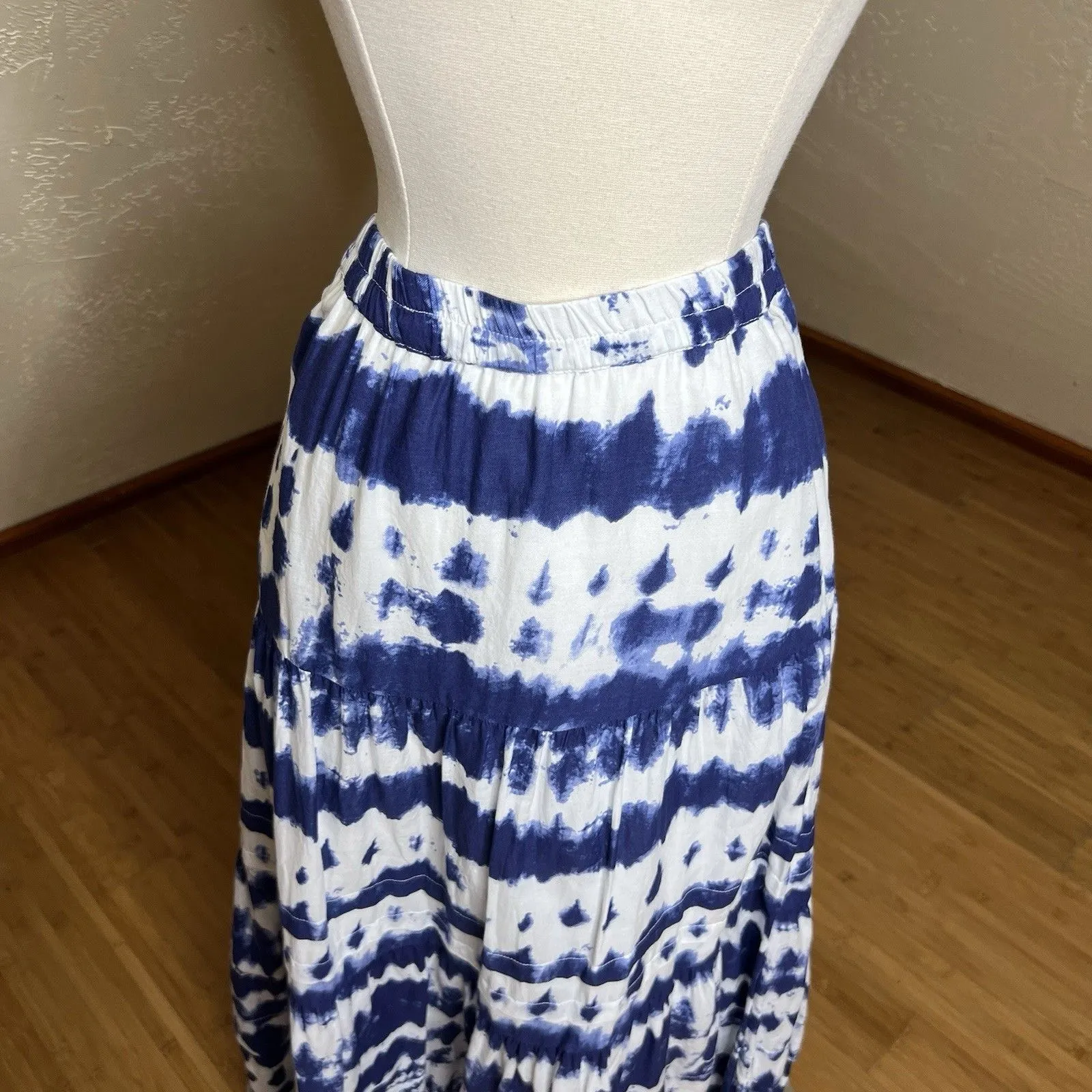 The Pyramid Collection Midi Skirt Womens Large Blue White Tie Dye Pull On Boho - Image 3