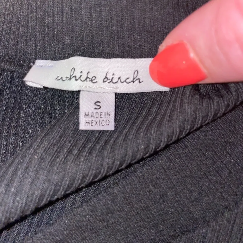 White Birch Black Ribbed Bodysuit Size Small V Neck - Image 9