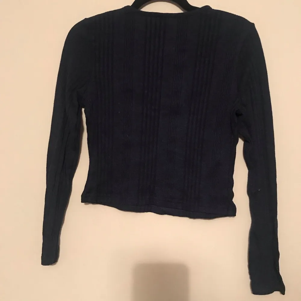 Shein Dark Blue Cropped Lightweight Sweater - Image 3