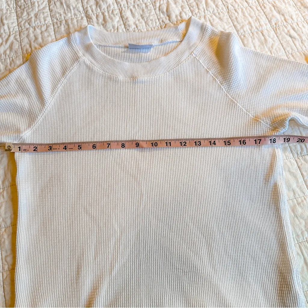 Aritzia TNA Waffle Raglan Long Sleeve Crewneck Shirt White XS - Image 6