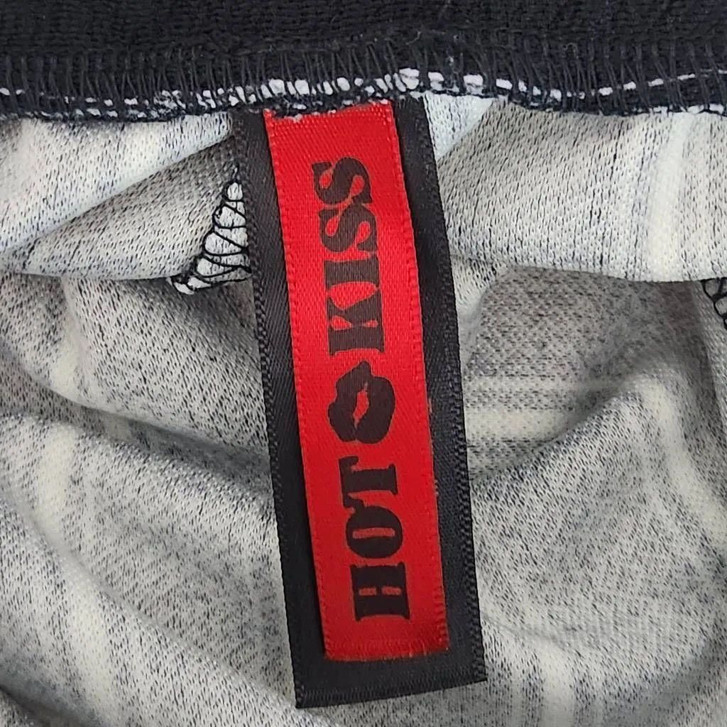 Hot Kiss Black and White Stripe Cropped Wide Leg Pants NWT Size Medium - Image 6