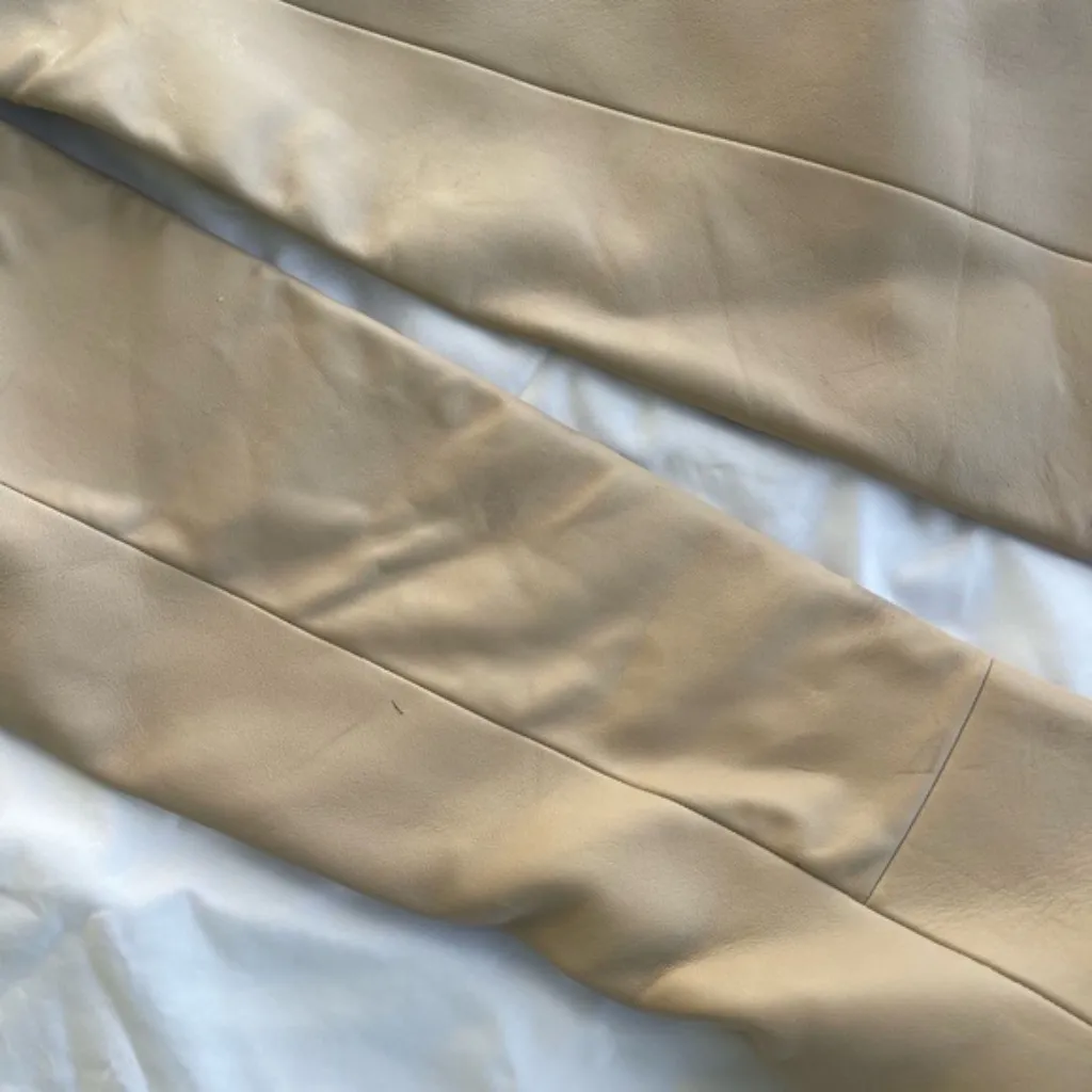 YSL Saint Laurent Ivory Leather Pull On Boots/Booties Cream - Image 9