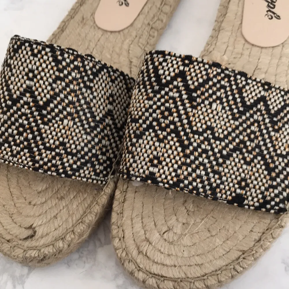 NIB Free People Beach Front Espadrilles Sandals - Image 4