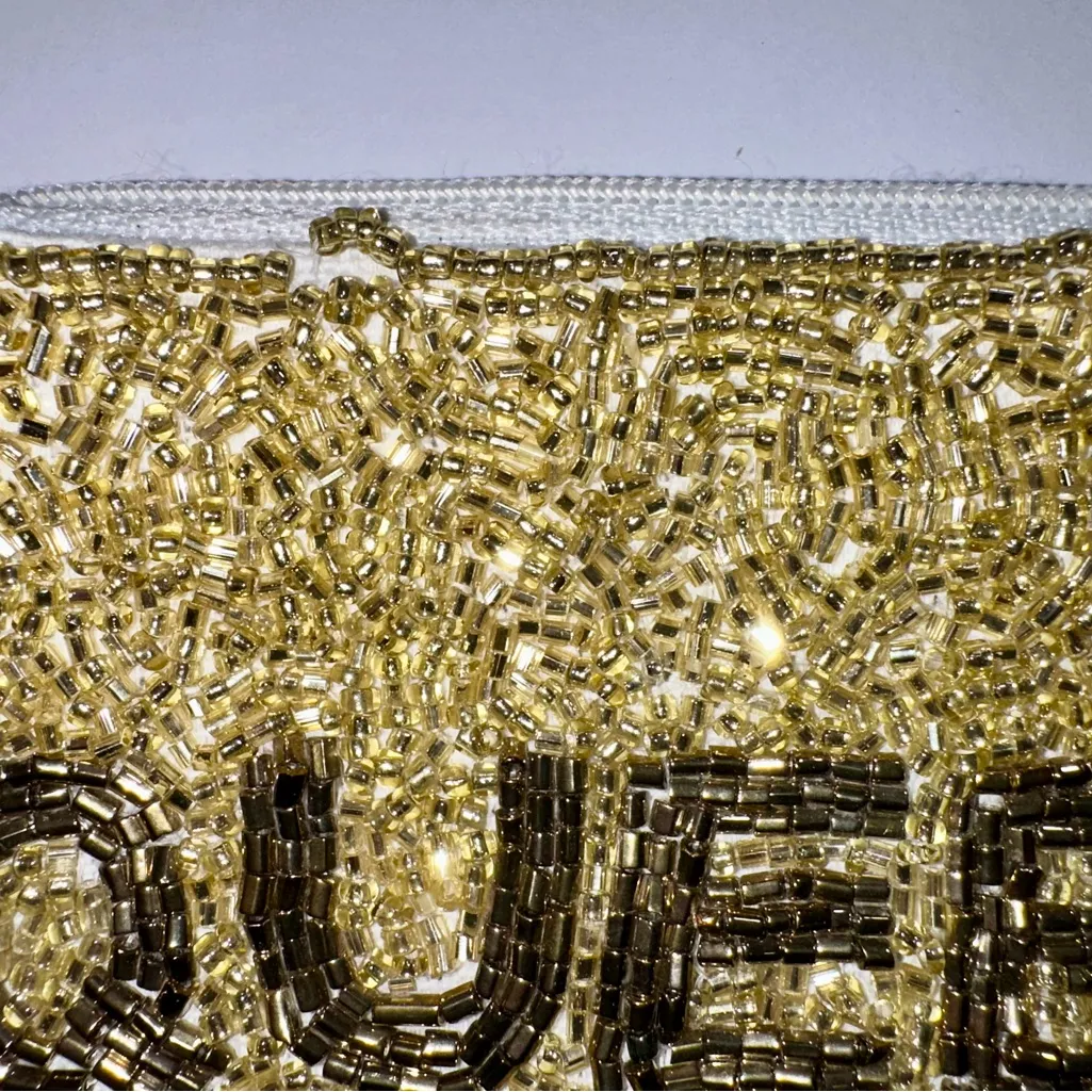 NWT LCD/LACHIC DESIGN beaded coin pouch - Image 4