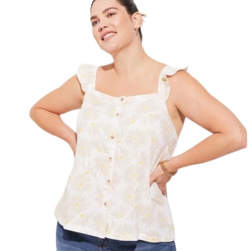 Size 3: Torrid Duofold Ruffle Button Front Daisy Tank Top - Image 2