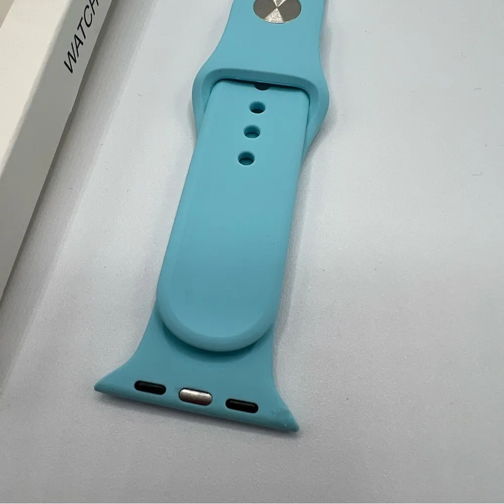Women's Silicone Solid Color Apple Watch Strap in Light Blue NWT MSRP $20 - Image 5