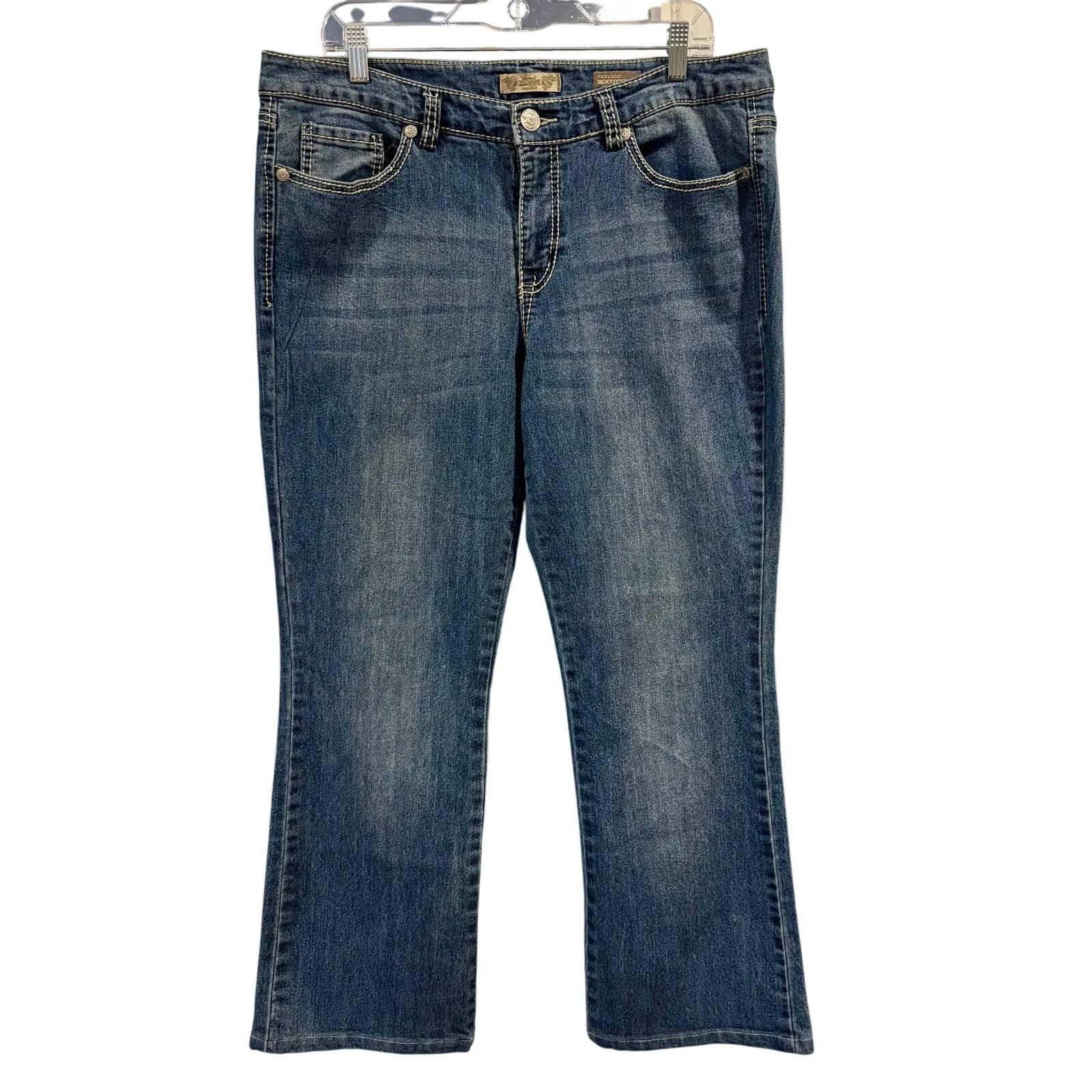 VTG Y2K Boot Cut Flare Studded Embroidered Denim Western Jeans, Women's Size 16 - Image 4