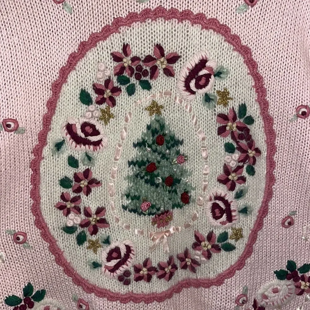 Vtg Barbiecore Christmas Sweater Medium Pink Pastel Gold Embroidered Holidays - Image 2