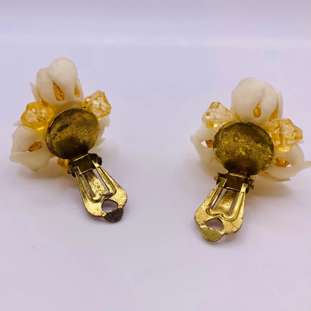 Vintage West Germany Floral Clip - Image 4