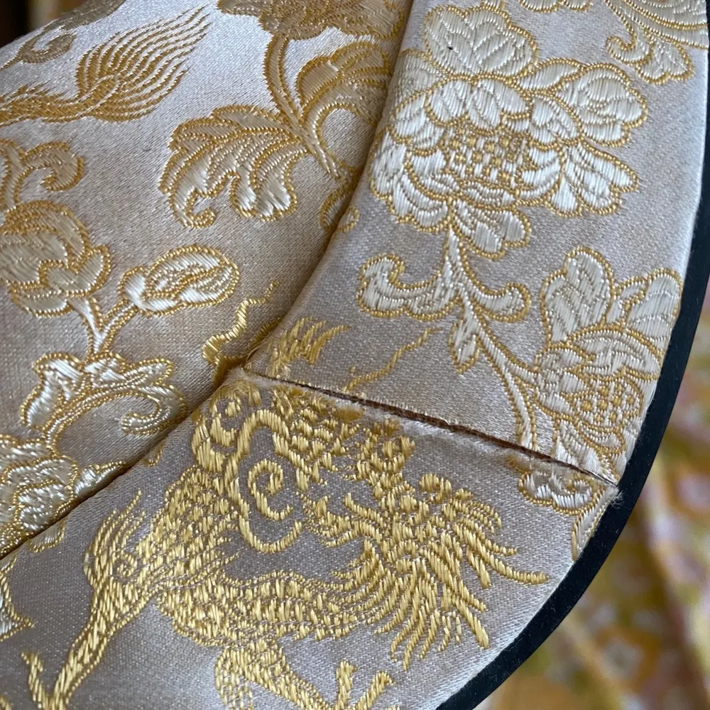 90s Gold Satin Dragon and Flower Platforms Size 7 - Image 4