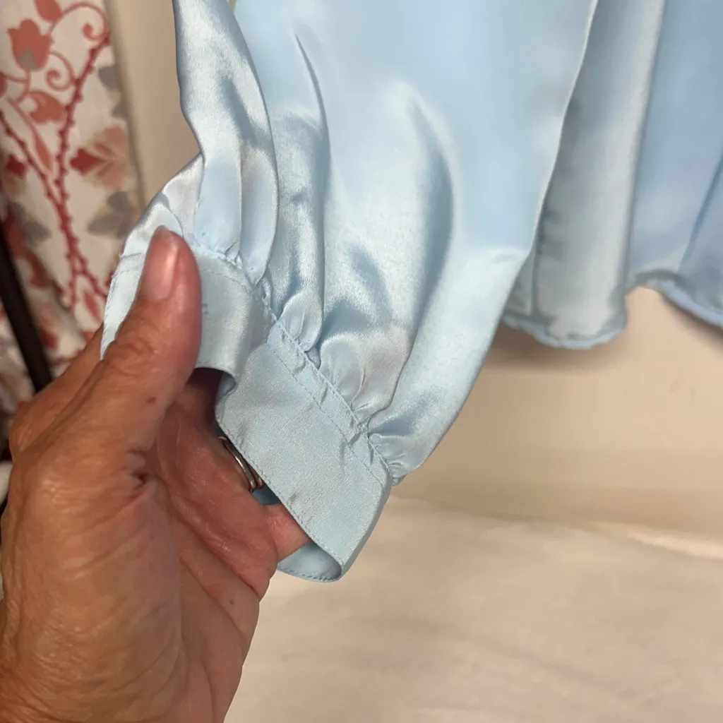 Jaclyn Smith Sky Blue Satin Blouse - Image 3