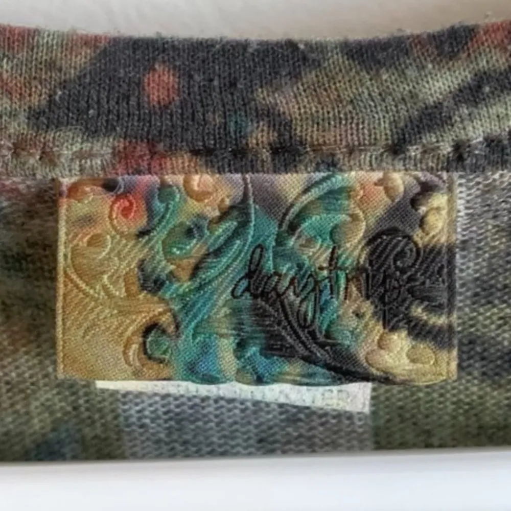 Daytrip Green Distressed Short Sleeve Shirt - Image 4