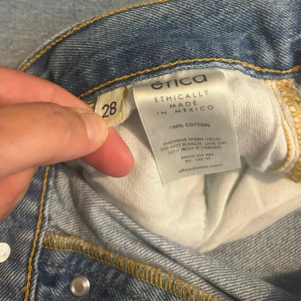 NWT Etica Altin Loose Crop Jeans Ithaca Wash Size 28 Blue - Image 6