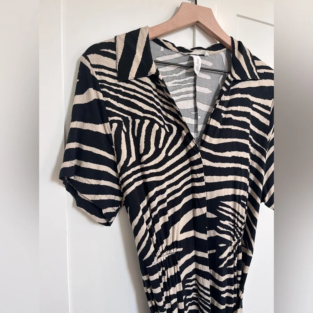 H&M shirtdress - Image 2