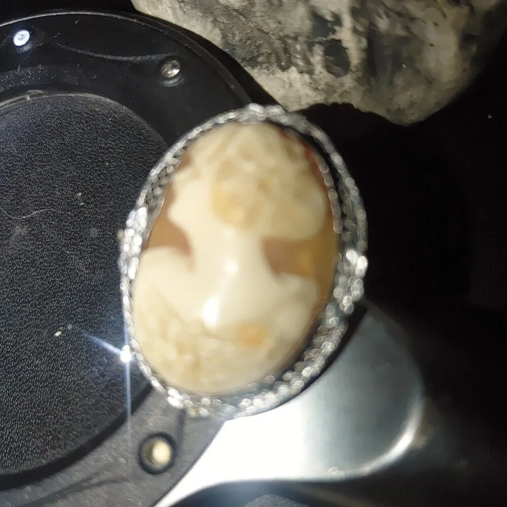 Left Facing Cameo Floral Brooch Pin Antique Carved Shell Silver Tone Filigree White - Image 15