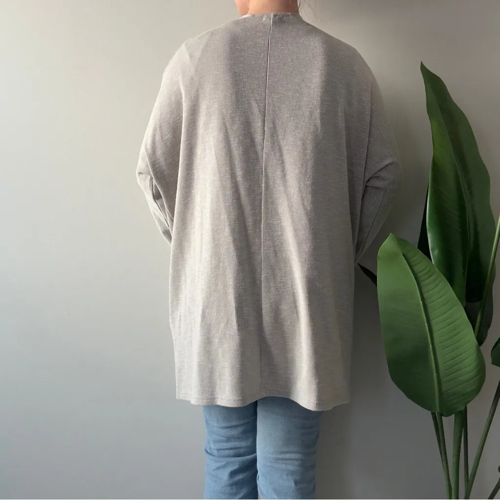 Anthropologie Donni Open Front Cardigan Sweater Light Gray Pockets Long Sleeve - Image 2