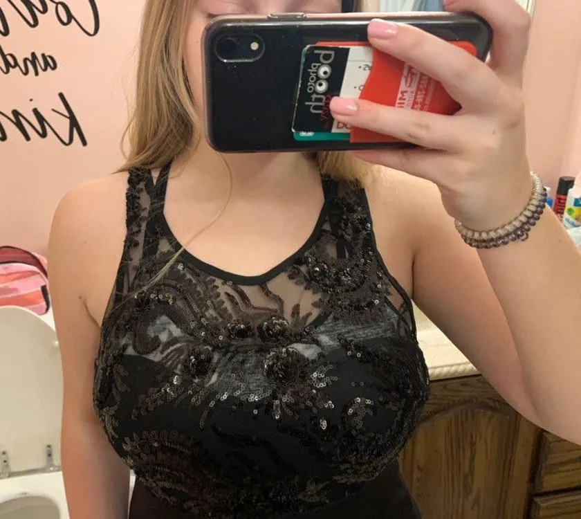 Boutique Black Formal Sequin Dress - Image 3