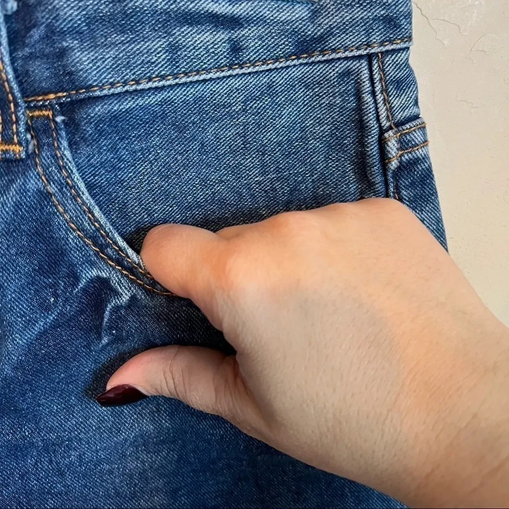 Forever 21 Button Fly Raw Hem Denim Jeans Shorts - Image 3