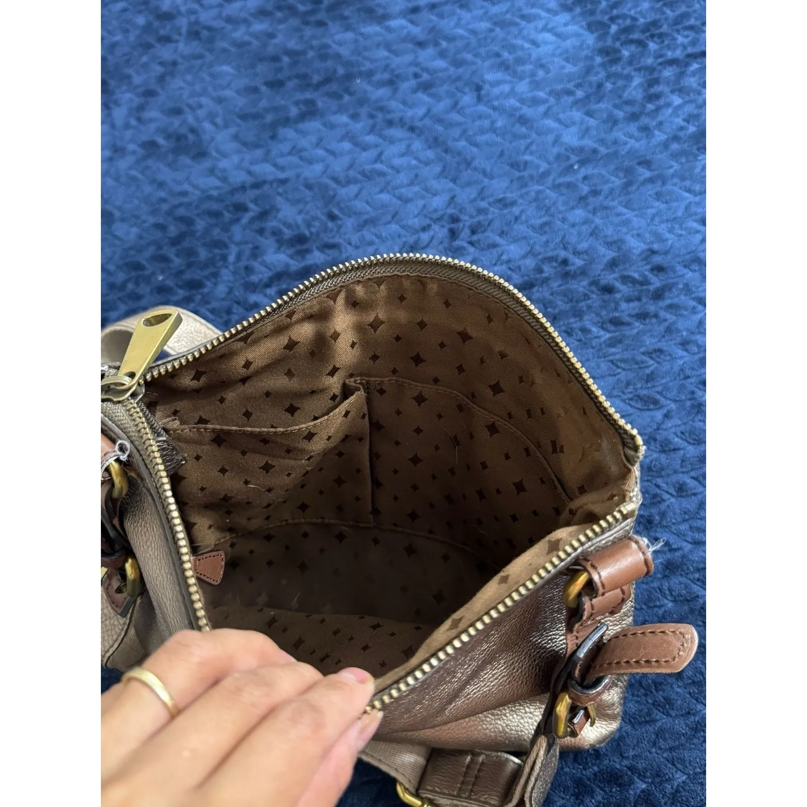 Fossil‎ Crossbody Brown Leather Bag Purse 10in X 11in - Image 8