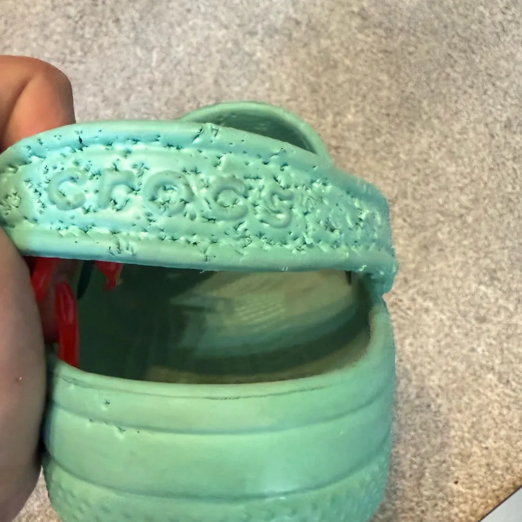 Crocs Aqua Classic Clogs With Random Jibbitz Size 8 - Image 6