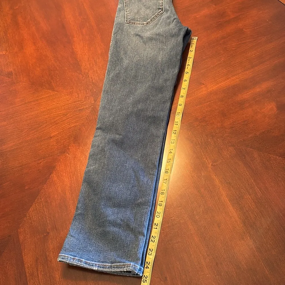 jeans in size 23 • stovepipe - Image 4