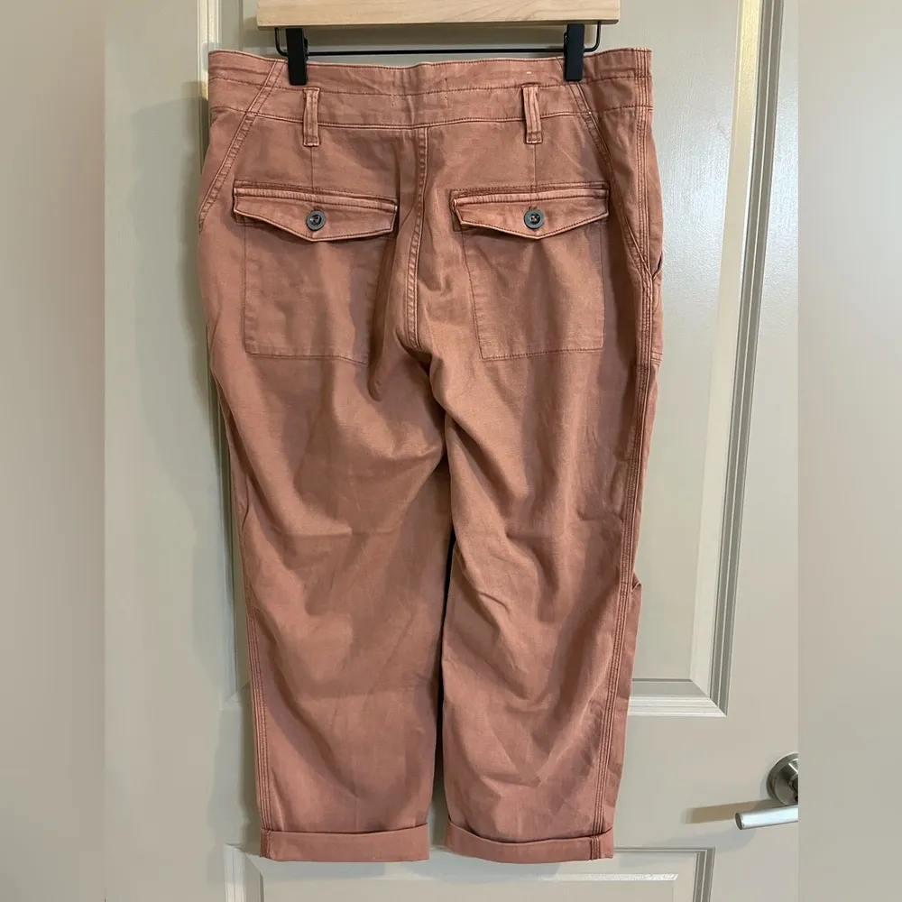 Wanderer High-Rise Cargo Pants Size 31P - Image 5