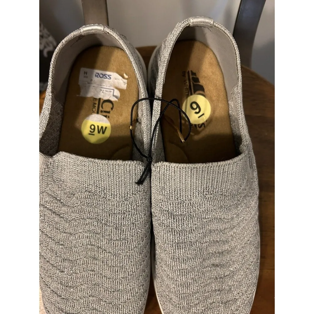 New White Mountain Metallic Silver Stretchy Size 9 Slip On Shoes Loafers - Image 3