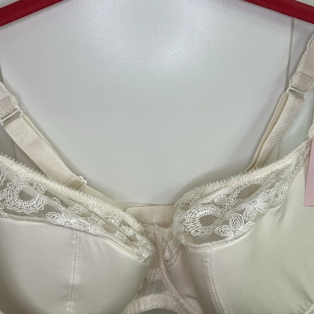 Cacique Lightly Lined Underwire Full Coverage Bra Ivory NEW Size 46DD - Image 7