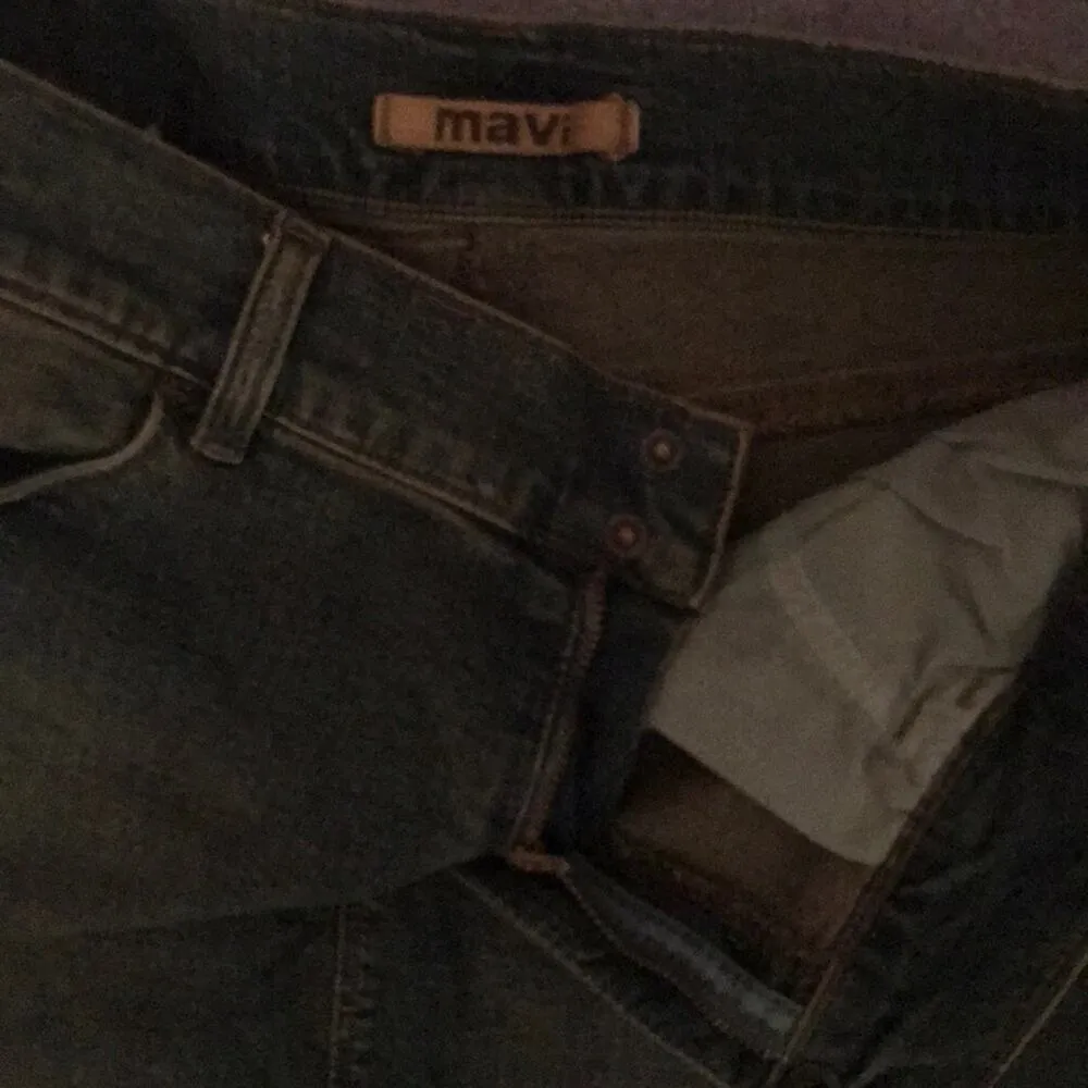 Vintage Mavi denim skirt knee length Y2K size large - Image 2