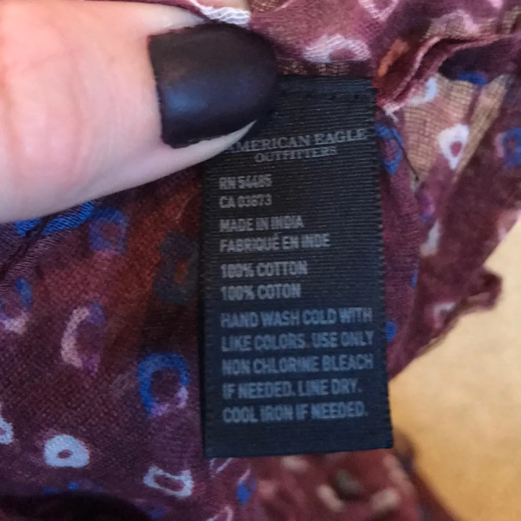 AMERICAN EAGLE MAROON PATTERNED SCARF - Image 4