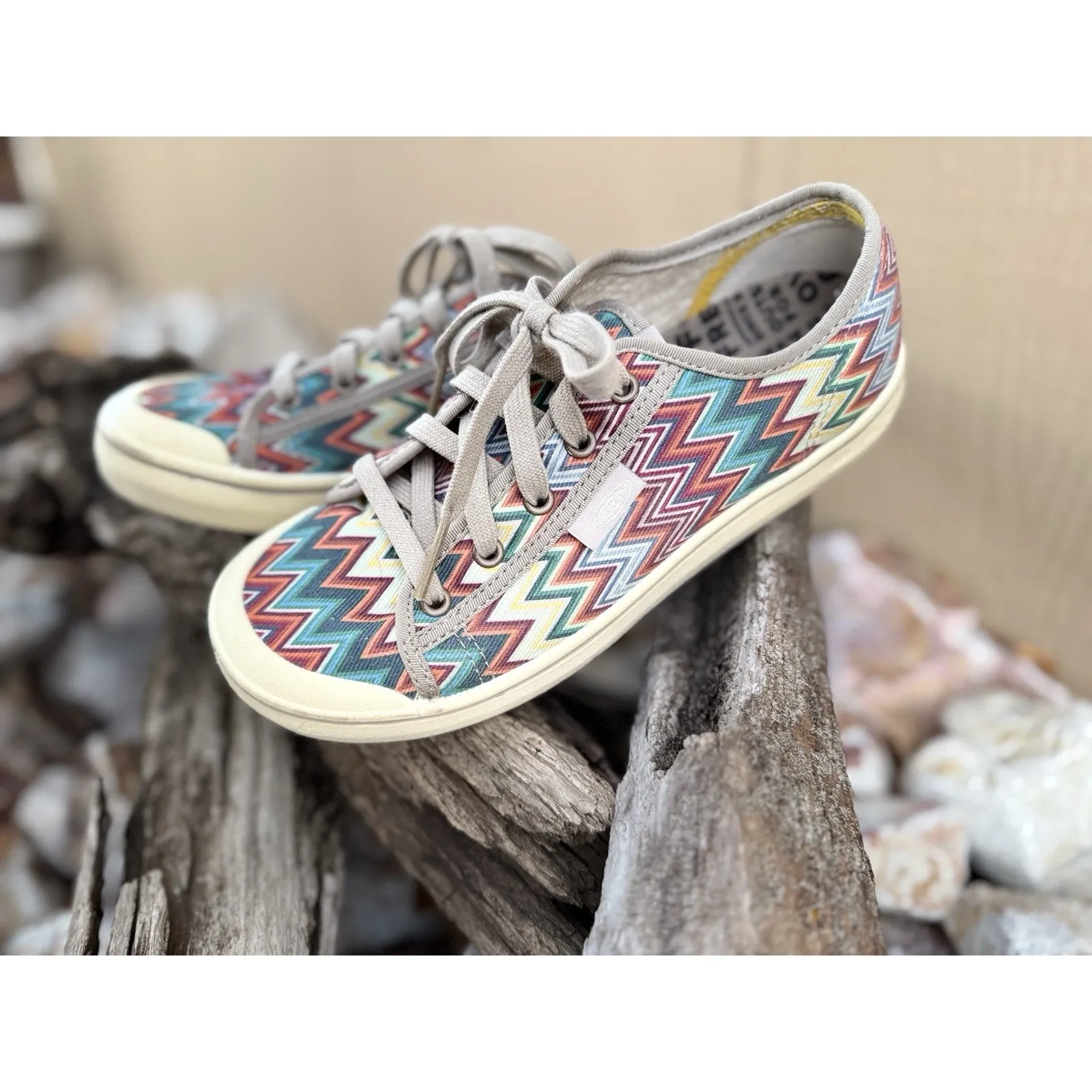 Keen‎ Elsa Shoes Womens Size 8.5 Lite Chevron Plaza Taupe Sneakers Lace Up, EUC - Image 3