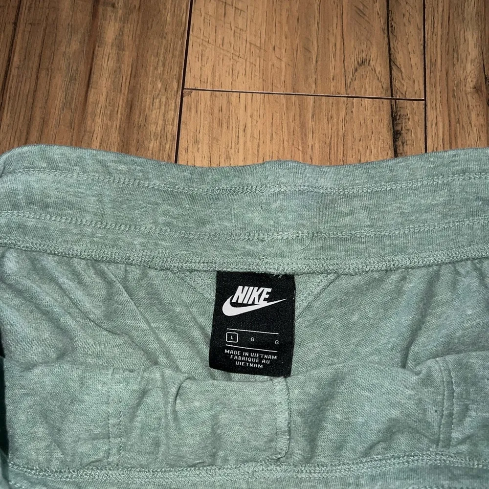 Nike light green  shorts - Image 3