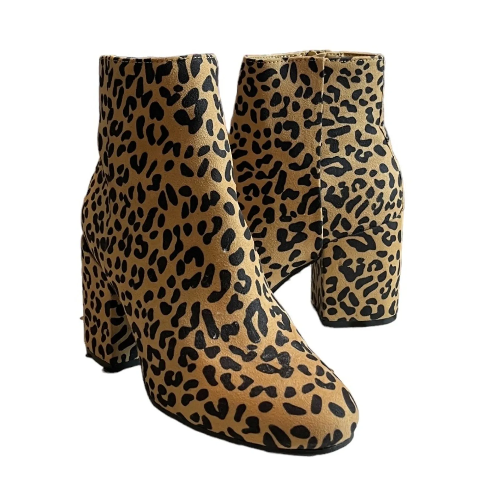 Bar III Women’s Booties Gatlin Block Heel Ankle Leopard Print Fabric Upper 5.5M - Image 14