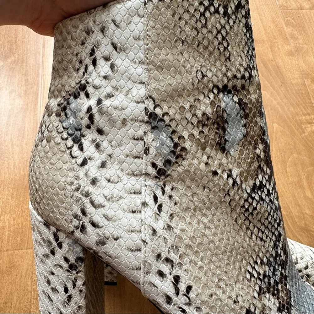 Qupid Snakeskin Heeled Pointed Toe Ankle Booties, Size 10 - Image 5