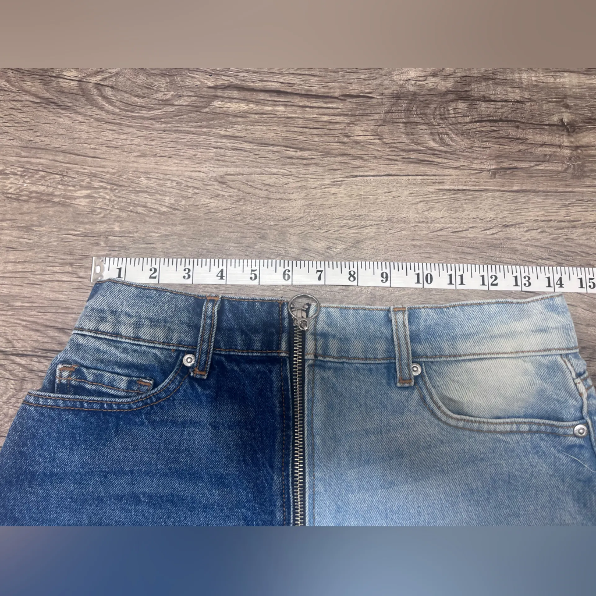 REVICE Womens Yin Yang Two Tone Denim Zippered Shorts Size 27 Pockets Nasty‎ Gal - Image 7