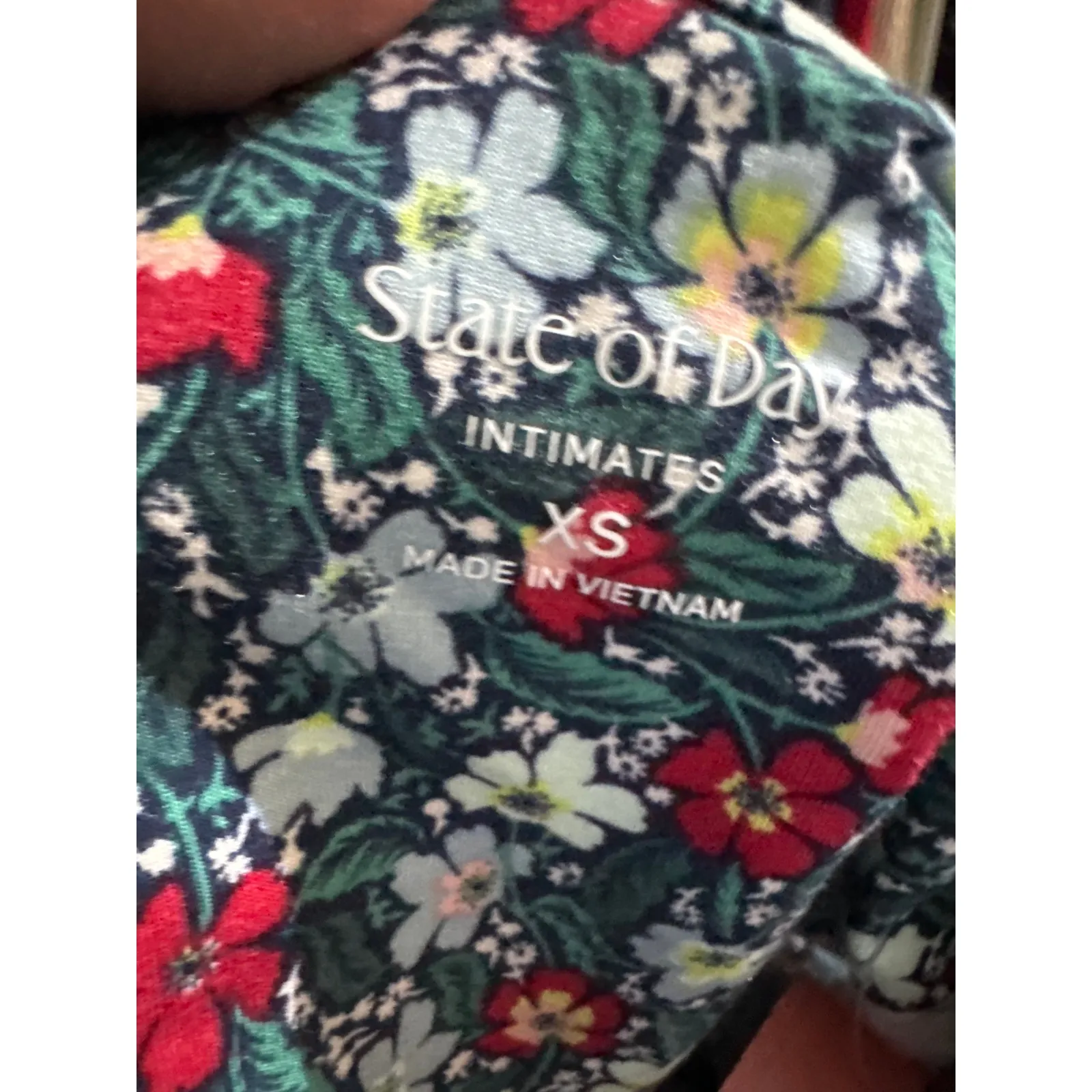 Brand New State of Day Women's Size XS 2 Piece Lounge Pajama Set Floral BLue - Image 6