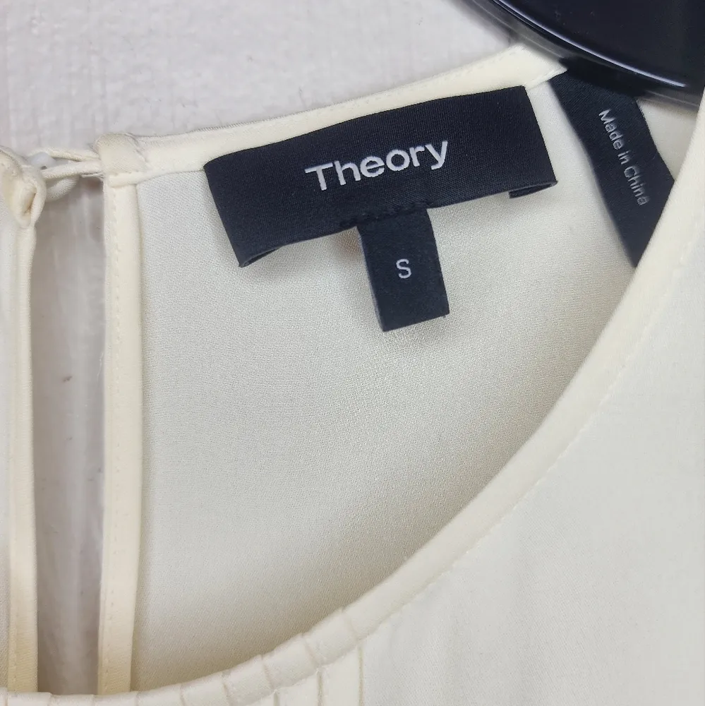 Theory ivory Pleated blouse size small - Image 2