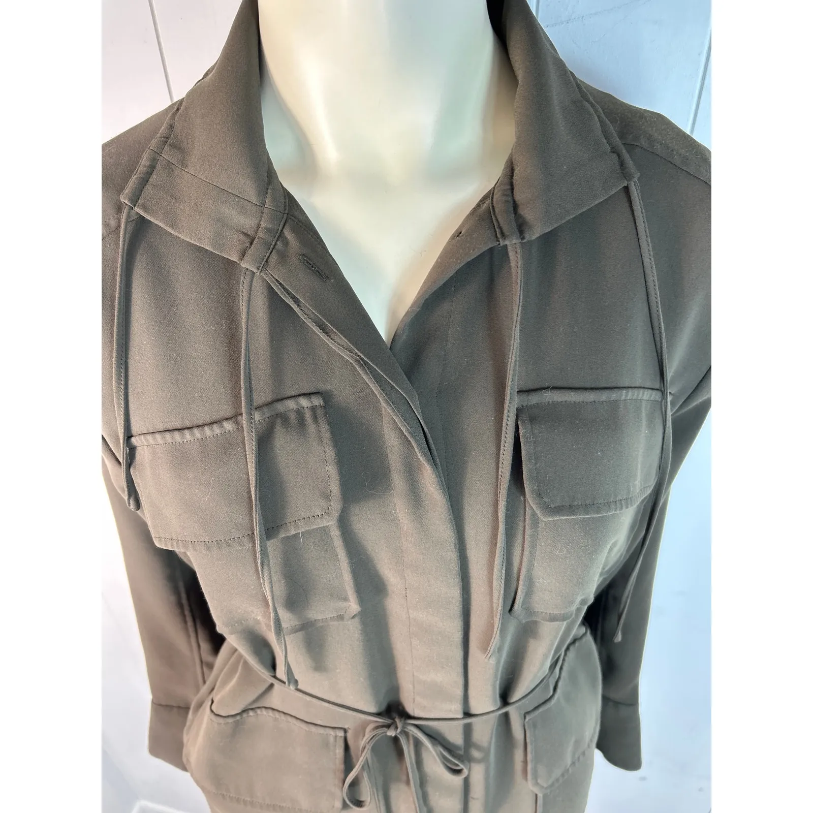 Aritzia Babaton Howitt Utility Relaxed Fit Button Up Dress in Olive Green. XXS - Image 4