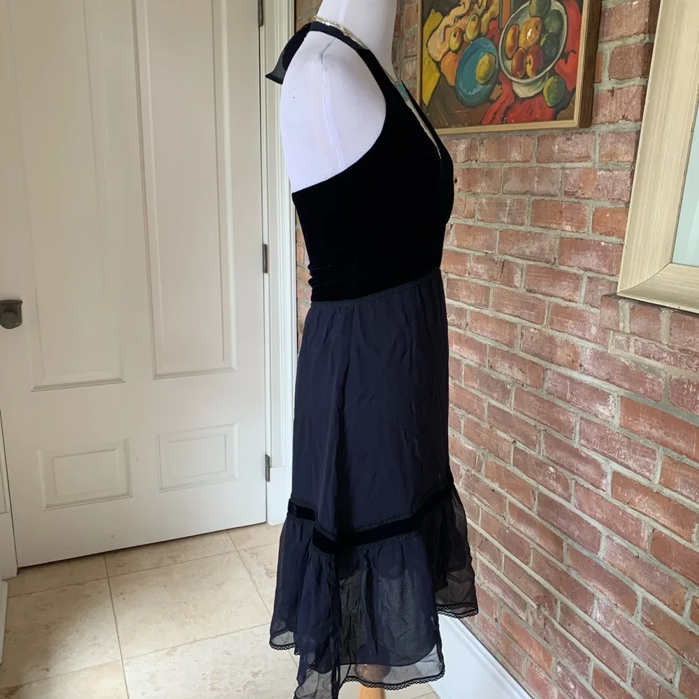 Bcbgmaxazria Silk Navy Halter Dress 2 NWOT - Image 4