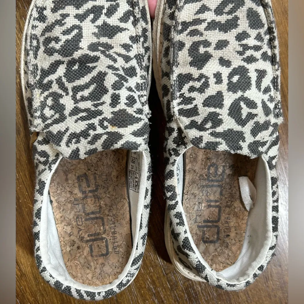 Hey Dude Women's Size 8 Misty Woven Cheetah Grey Slip On Shoes - Image 6
