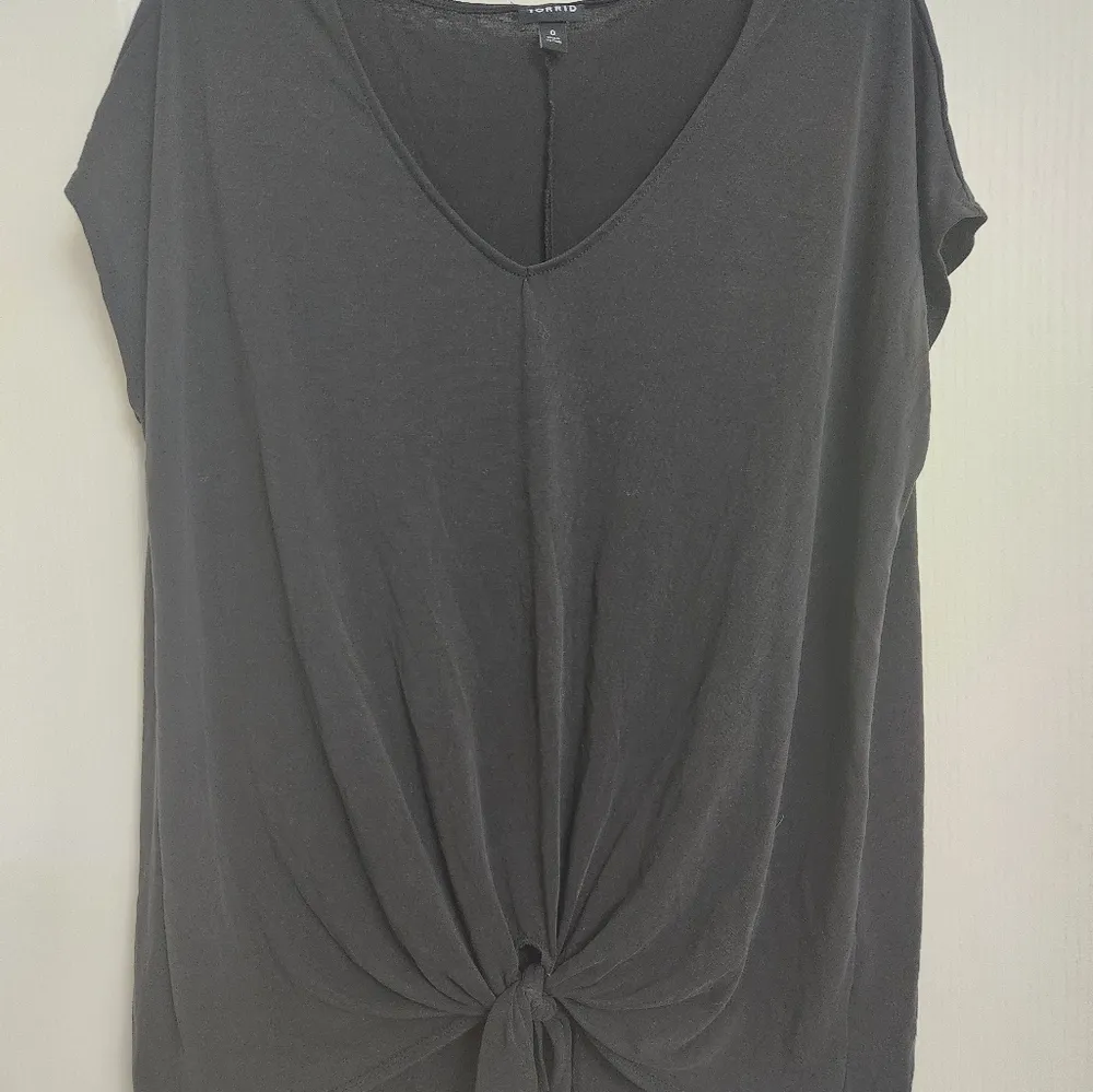 Torrid Sz 0 Black Knot Front Top - Image 2