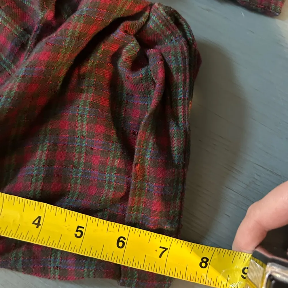 Madewell Tartan Plaid Short Sleeves-Rolled Cuff Top in Red and Green | Sz Medium - Image 9