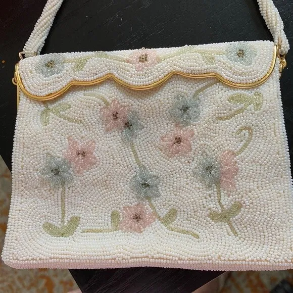 Vintage silk and beaded purse. 1950s made in Japan White - Image 2