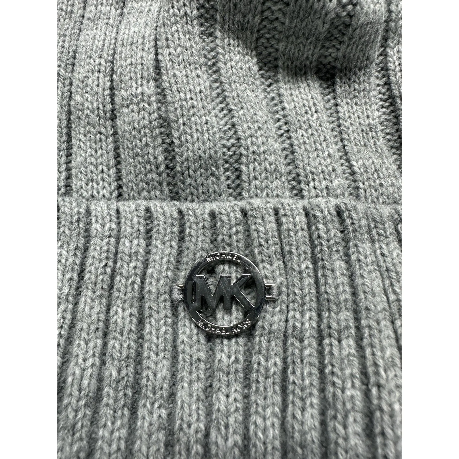 Michael Kors Beanie Cable Knit Hat Gray Pom Pom Silver Charm - Image 2