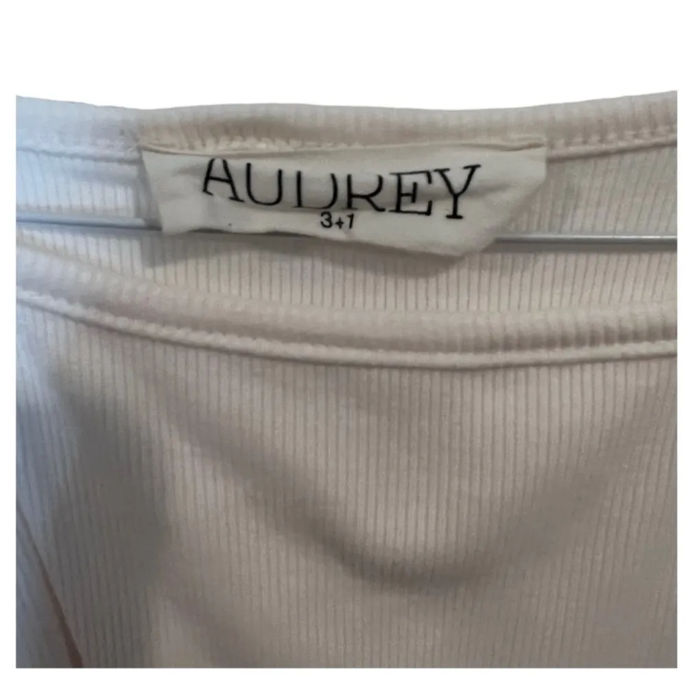 White Sleeveless Bodycon Dress - Image 3